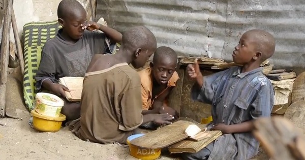 Saint-Louis: Un documentaire expose le quotidien des talibés (Vidéo)