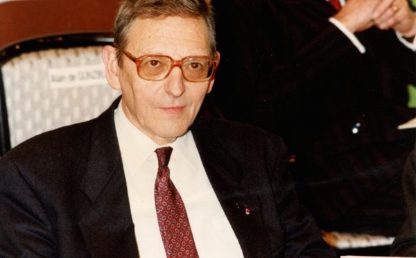 Décès du biologiste François Gros, codécouvreur de l'ARN messager