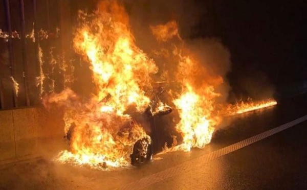 Un véhicule prend feu sur le pont Faidherbe