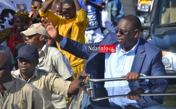 Macky Sall à Saint-Louis s’offre un bain de foule(Photos&amp;Vidéos)