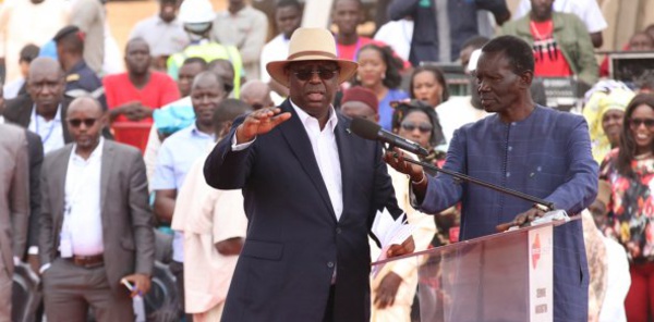 Limogeage du Directeur de l’hôpital de Louga : « Macky fait la politique de l’autruche pour masquer son échec »