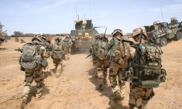 Mali : la junte suspend sa coopération militaire avec la France et l'Europe