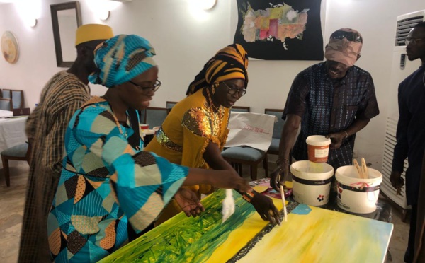 Saint-Louis : Un atelier sur l'art et l'environnement pour la co-production d'une œuvre artistique