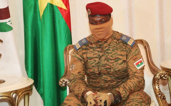 Burkina Faso : le capitaine Ibrahim Traoré officiellement désigné président