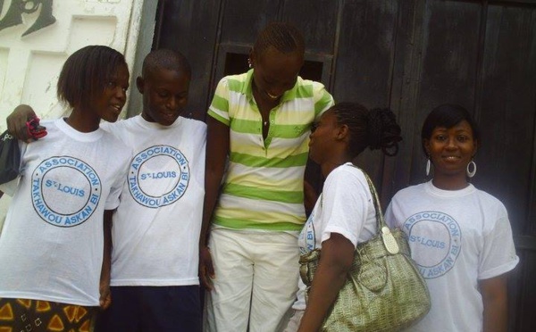 SAINT-LOUIS : Le mouvement Wallou Ndar initie des dons de « Ndogou » dans les quartiers.