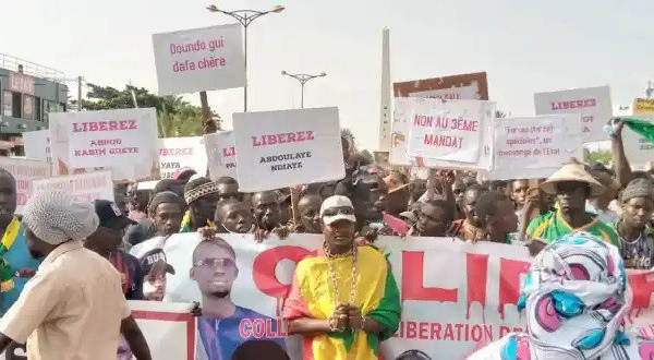 3e mandat, « détenus politiques » : les exigences du Colidep