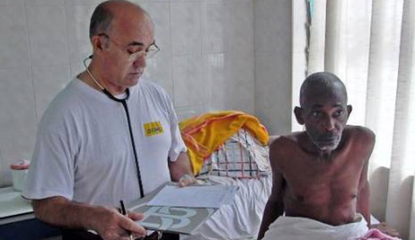 Ebola: troisième jour de confinement en Sierra Leone