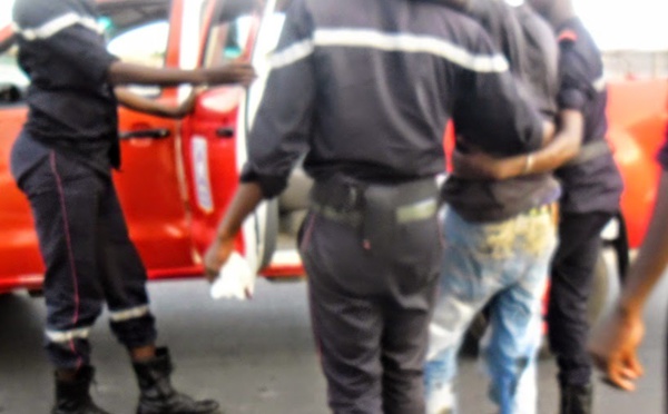 SAINT-LOUIS - Accident au virage de la CIté Vauvert: jeune homme a perdu le contrôle de son scooter.  