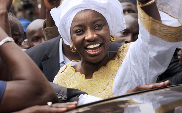 Aminata Touré, prête à laisser son "dernier souffle", face à Macky Sall