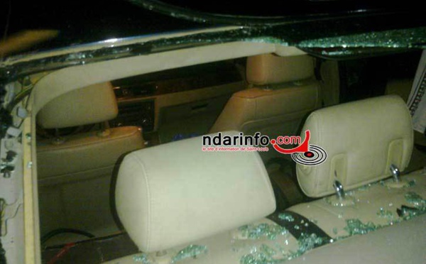 VOL: En concert à Saint-Louis, la bagnole du rappeur « DYNO » cambriolée, vitre cassée, plusieurs bien emportés.