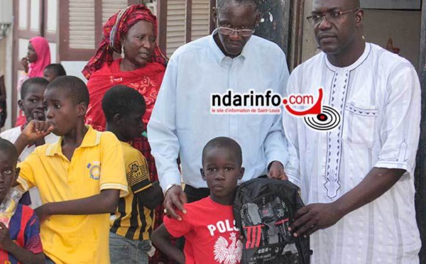 ACTION SOCIALE : le Conseil de quartier de Léona/HLM au chevet des élèves démunis (vidéo)