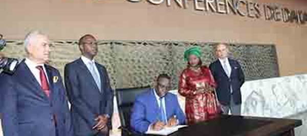 XVe Sommet de la Francophoonie: Scandale à la sélection des artistes pour la décoration du centre conférence international Diamnadio.