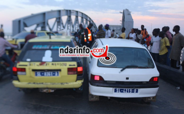 ACCIDENT À L’ENTRÉE DU PONT FAIDHERBE :  un particulier et un taxi se tamponnent (Photos)