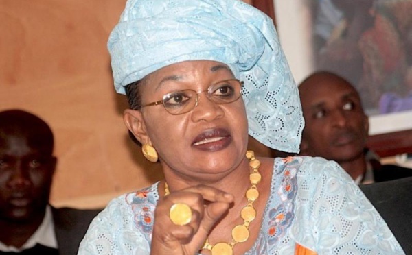 Appel au dialogue : Aïda Mbodj dit « non » à Macky Sall