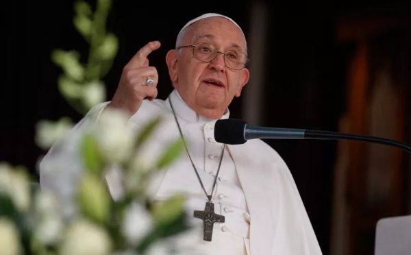 La mort de migrants, «une plaie dans notre humanité», pour le pape