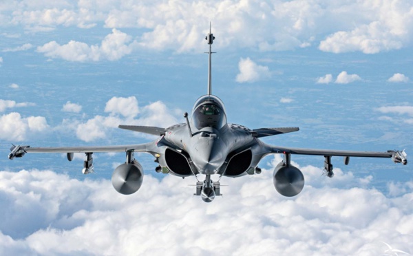 Crise au Niger : Paris dément avoir sollicité l’autorisation de survoler l’Algérie