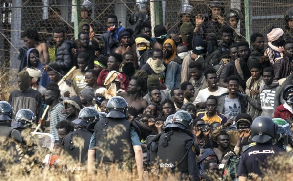 Partis du Sénégal, 170 migrants bloqués entre l'Espagne et la Mauritanie