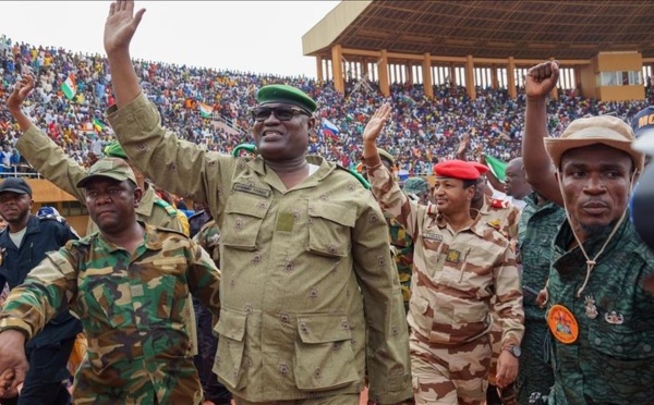 Niger : la junte accepte une médiation de l’Algérie pour « un plan de transition de six mois »