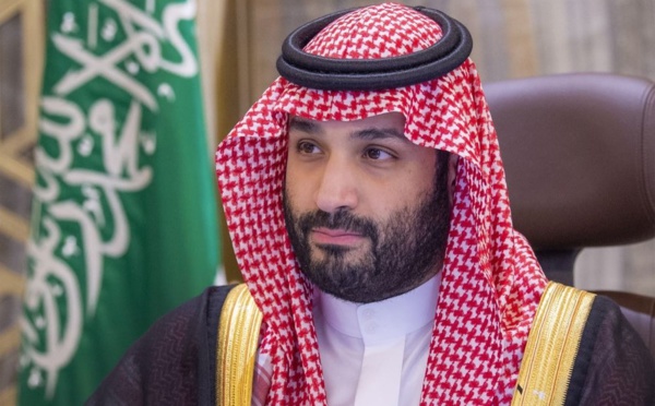 Riyad suspend ses discussions avec Israël et condamne le bombardement de "civils sans défense"