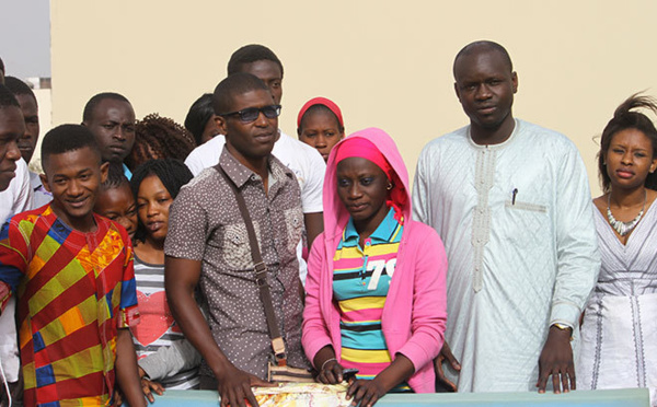 ACTION SOCIALE : NDAMM offre un don de 50 matelas et draps aux nouveaux étudiants Saint-louisiens à Dakar.