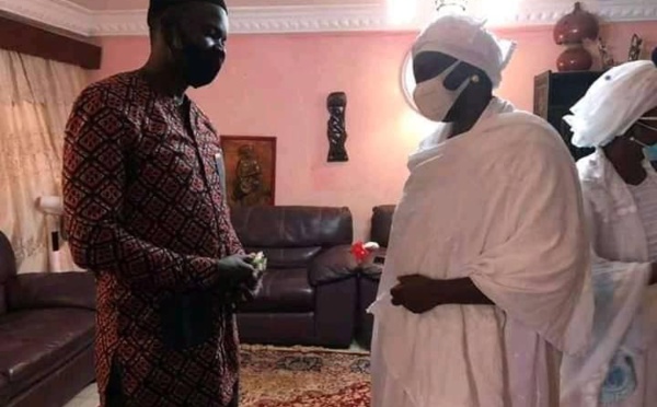 Prison du Cap Manuel : pourquoi Mimi Touré n'a pu voir Sonko