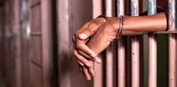 Conseil constitutionnel : un candidat en garde-à-vue pour fraude