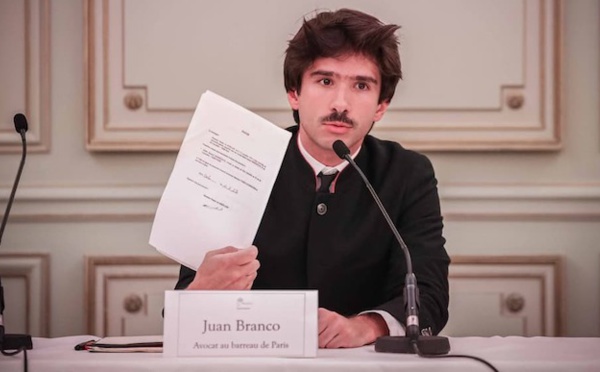 Juan Branco porte plainte contre les autorités mauritaniennes