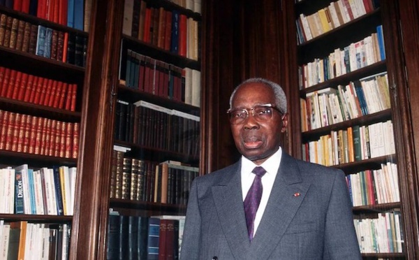 France : le président Diomaye Faye instruit l'arrêt de la vente aux enchères de la bibliothèques de Léopold Sédar Senghor