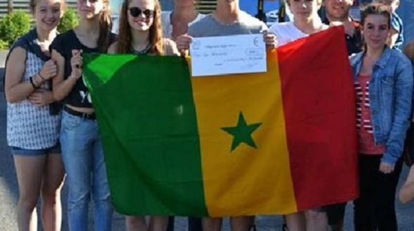 Saint-Laurent-Blangy - Saint-Nicolas: des élèves du collège Verlaine ont lavé des voitures pour le Sénégal