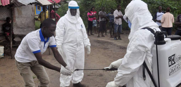 Un rapport accable l'OMS pour sa gestion d'Ebola