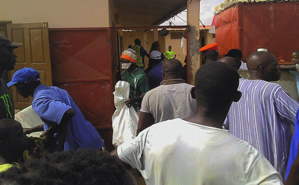 (PHOTOS) LIBERATION DES LOGEMENTS SOCIAUX DE BANGO : le déguerpissement forcé des occupants illégaux, en images.