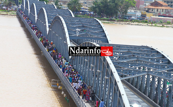 DIRECT - MAGAL DES 2 RAAKA : Affluence massive sur le Pont Faidherbe de Saint-Louis (vidéo)
