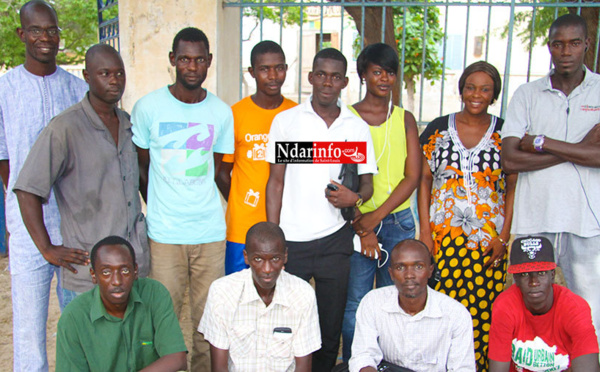 ANDANDO DEFAR NDAR : Plusieurs jeunes du mouvement quittent la barque.