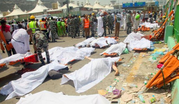 Au moins 717 morts dans un mouvement de foule près de La Mecque