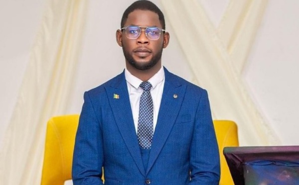 Après s’être retiré des législatives, Pape Abdoulaye Touré a pris une décision concernant les fonds collectés