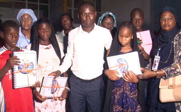 Appui scolaire : Wallu NDAR remet des kits scolaires à 250 apprenants vulnérables