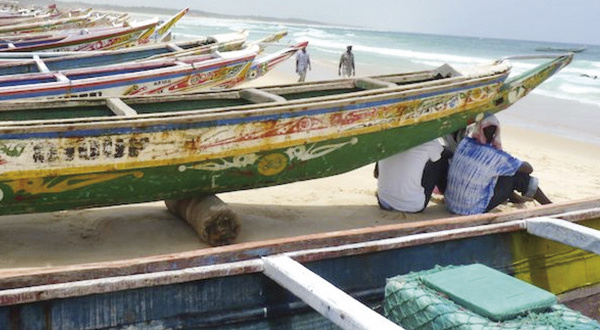 17 pêcheurs de Saint-Louis bloqués entre le Maroc et la Mauritanie.