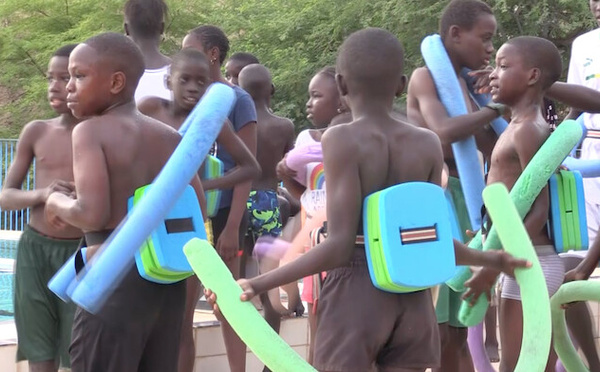 Saint-Louis : une trentaine d’enfants enrôlés dans un programme d’initiation à la natation