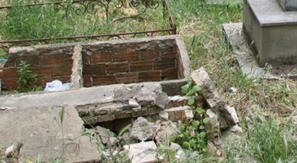 Profanation de tombes de PIKINE : Les incroyables confidences du fossoyeur.