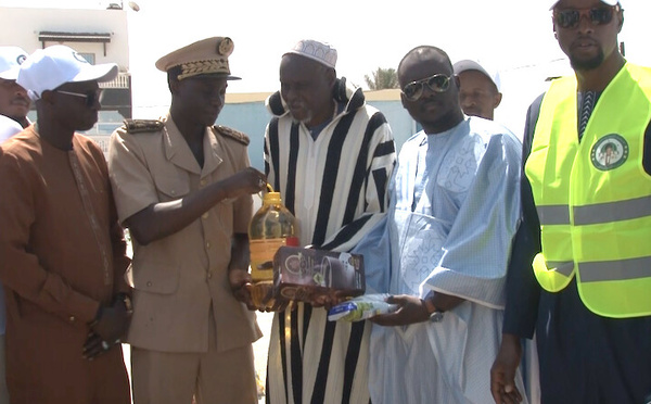 Solidarité Ramadan : La Fondation Cheikh Ayah distribue 1100 Kits alimentaires à Saint-Louis