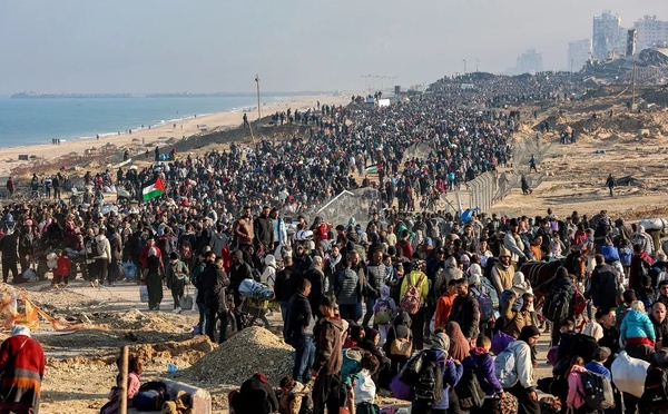 Gaza: des colonnes de Palestiniens à nouveau sur les routes après un ordre d’évacuation israélien