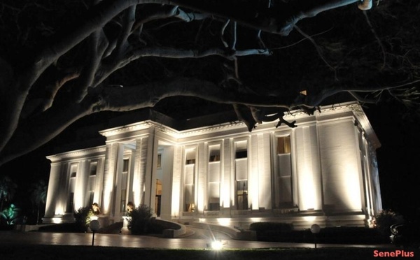 Le projet de révision de la constitution a été finalisé, annonce le président Faye