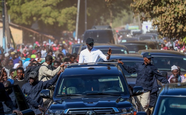 Route Sandiniéry-Tanaff : Le Président Diomaye lance le bitumage de 26 km vers la Guinée-Bissau