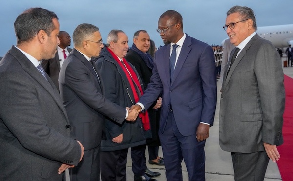Rabat : Sonko se recueille au mausolée Mohamed V avant l'ouverture de la Commission mixte et un déjeuner royal