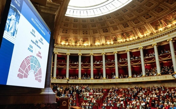 France : L'Assemblée vote l'interdiction des réseaux sociaux aux moins de 15 ans