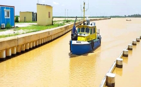 OMVS : La SOGENAV reçoit le mandat officiel pour relancer la navigation fluviale entre Saint-Louis et Ambidédi
