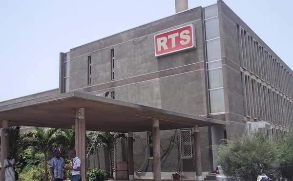 Crise à la RTS : Les syndicats boycottent la Direction et exigent le rétablissement de l'Accord d'Entreprisev