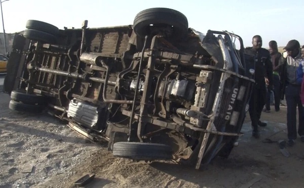 Accident à Saint-Louis : Deux morts dans le renversement d'un Ndiaga Ndiaye