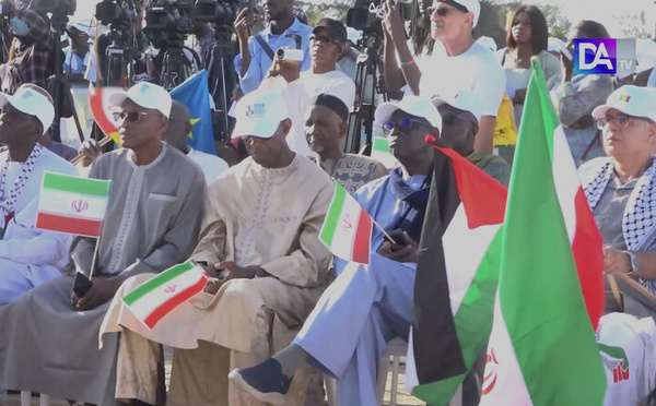 Dakar : mobilisation contre la guerre et en soutien à l’Iran à la place de l’Obélisque