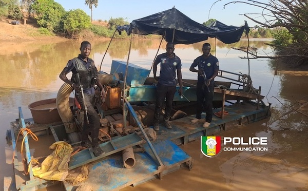 Falémé : Une drague illégale détruite par les forces de sécurité à Doguiba